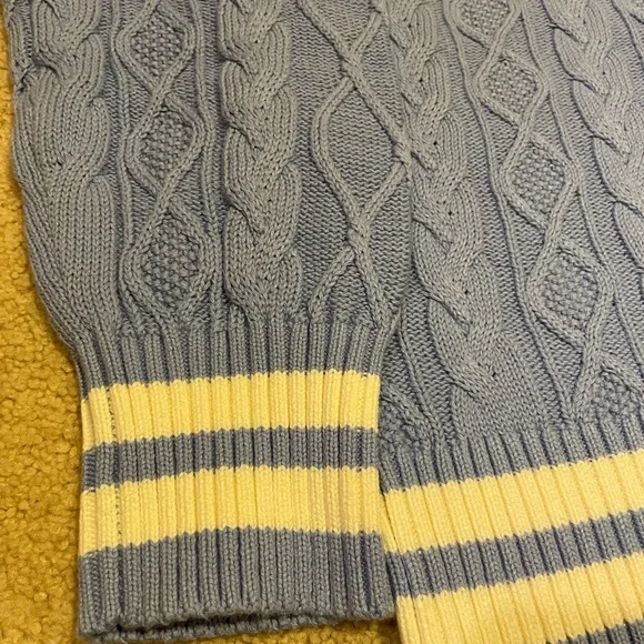 Lands' End Light Blue V-Neck Sweater - Picture 4 of 5